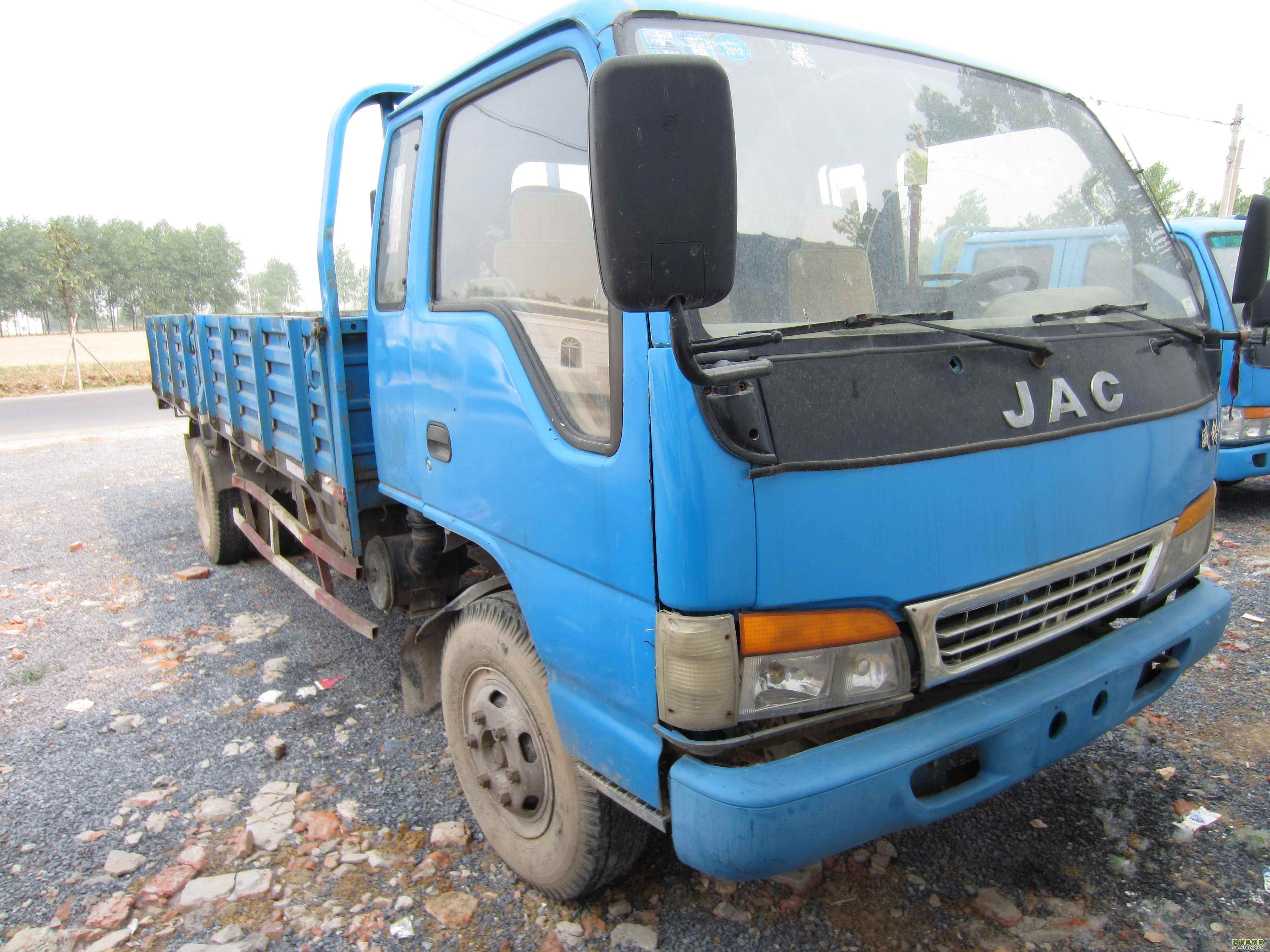 江淮中型小货车,