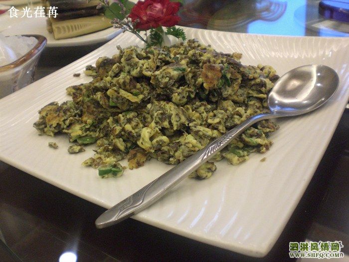 地皮菜蛋汤 地皮菜营养丰富味道清淡,适合各个年龄段的人...