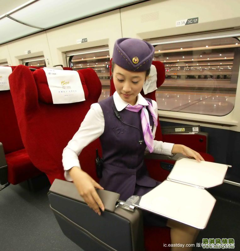 青岛高铁乘务员年前招聘