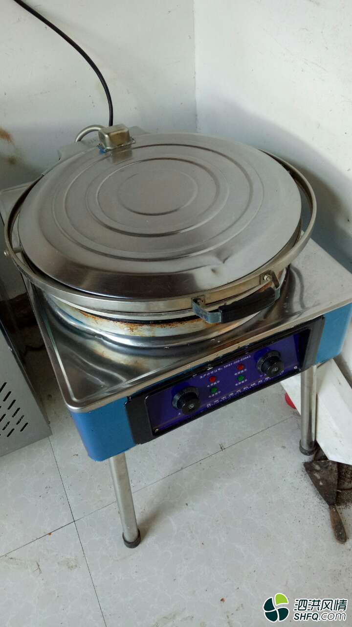 出售大饼机,下面桶全新,和面机用了一个星期30斤面